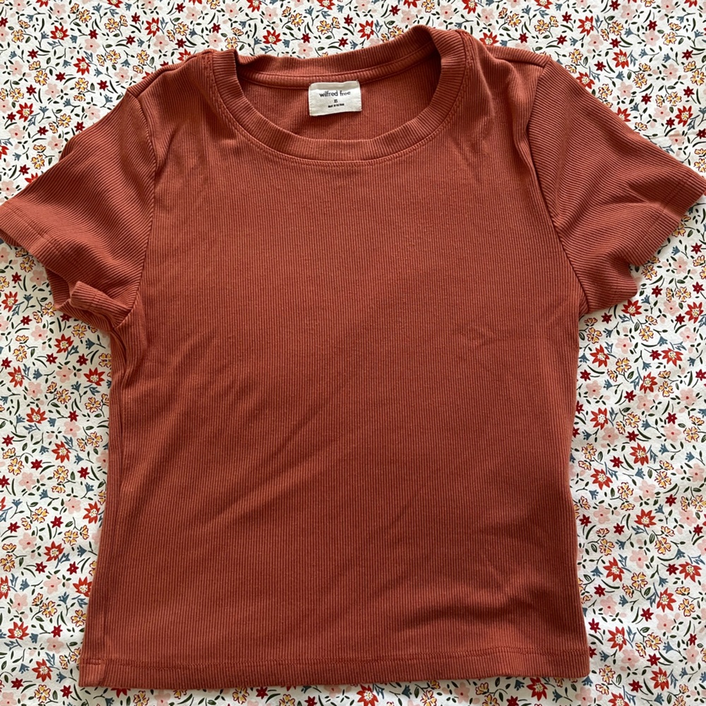 Wilfred Free GO-TO T-Shirt